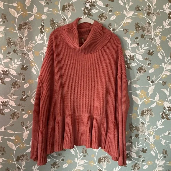 Free People Layer Cake Sweater Size M - Picture 2 of 8